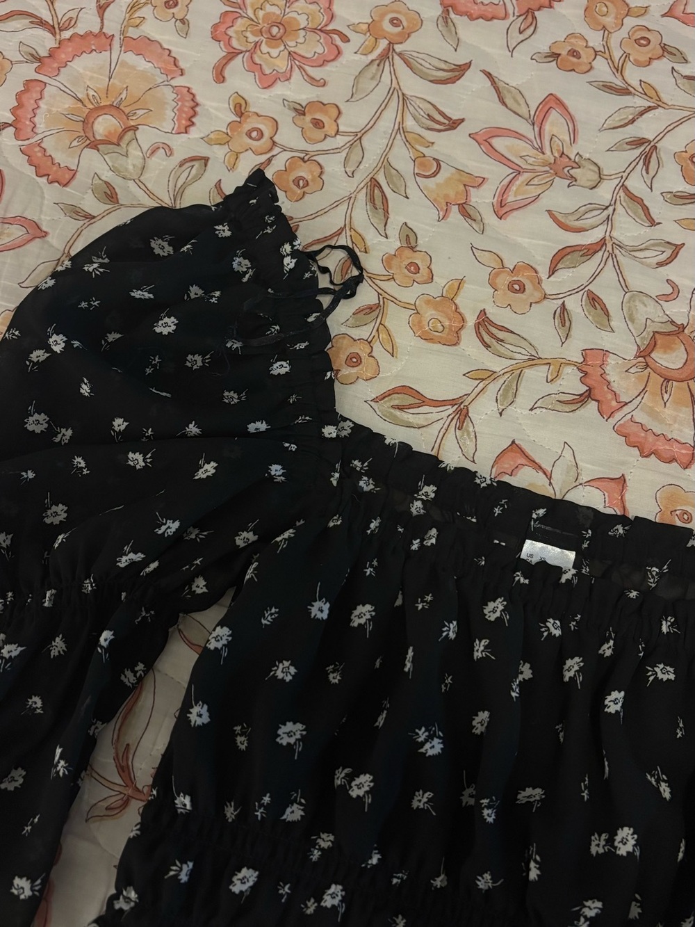 H&M Black Floral Off-Shoulder Blouse